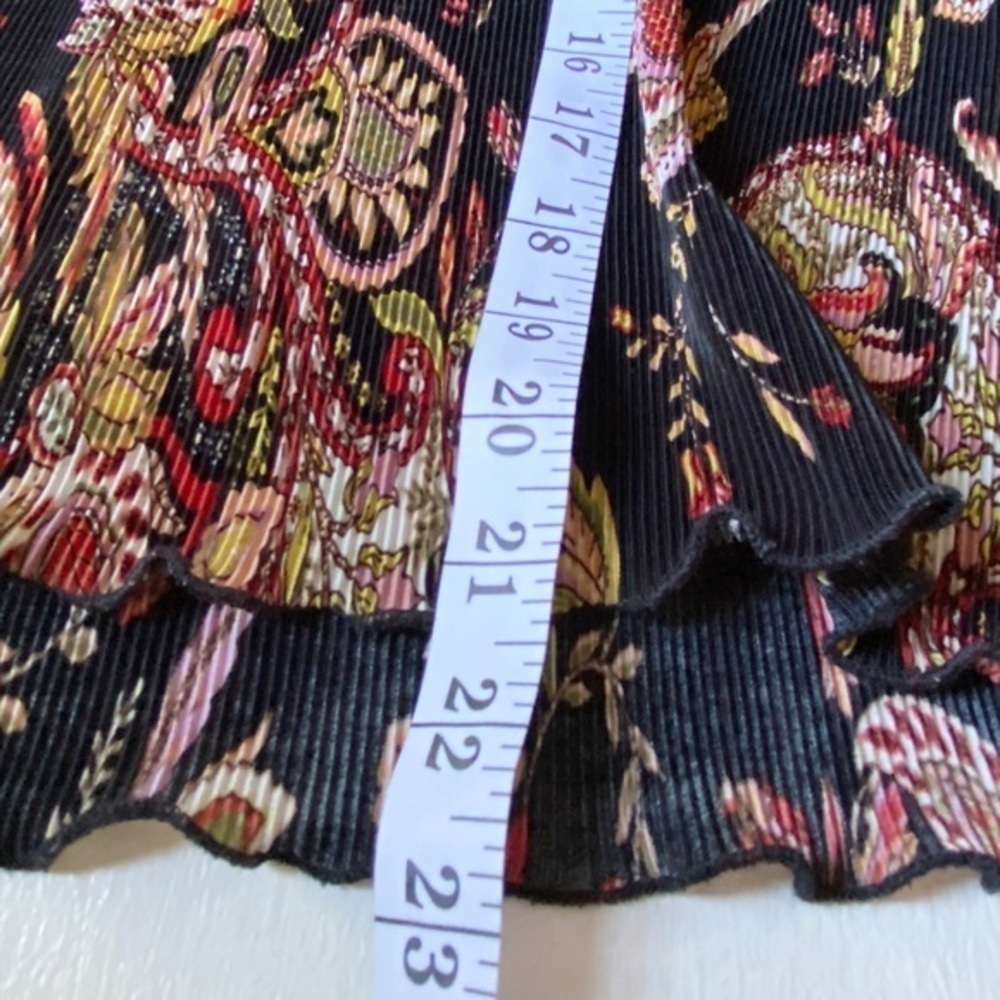 Unbranded Y2K Dark Floral Plissé 3/4 Sleeve‎ Collared Blouse - Picture 8 of 10